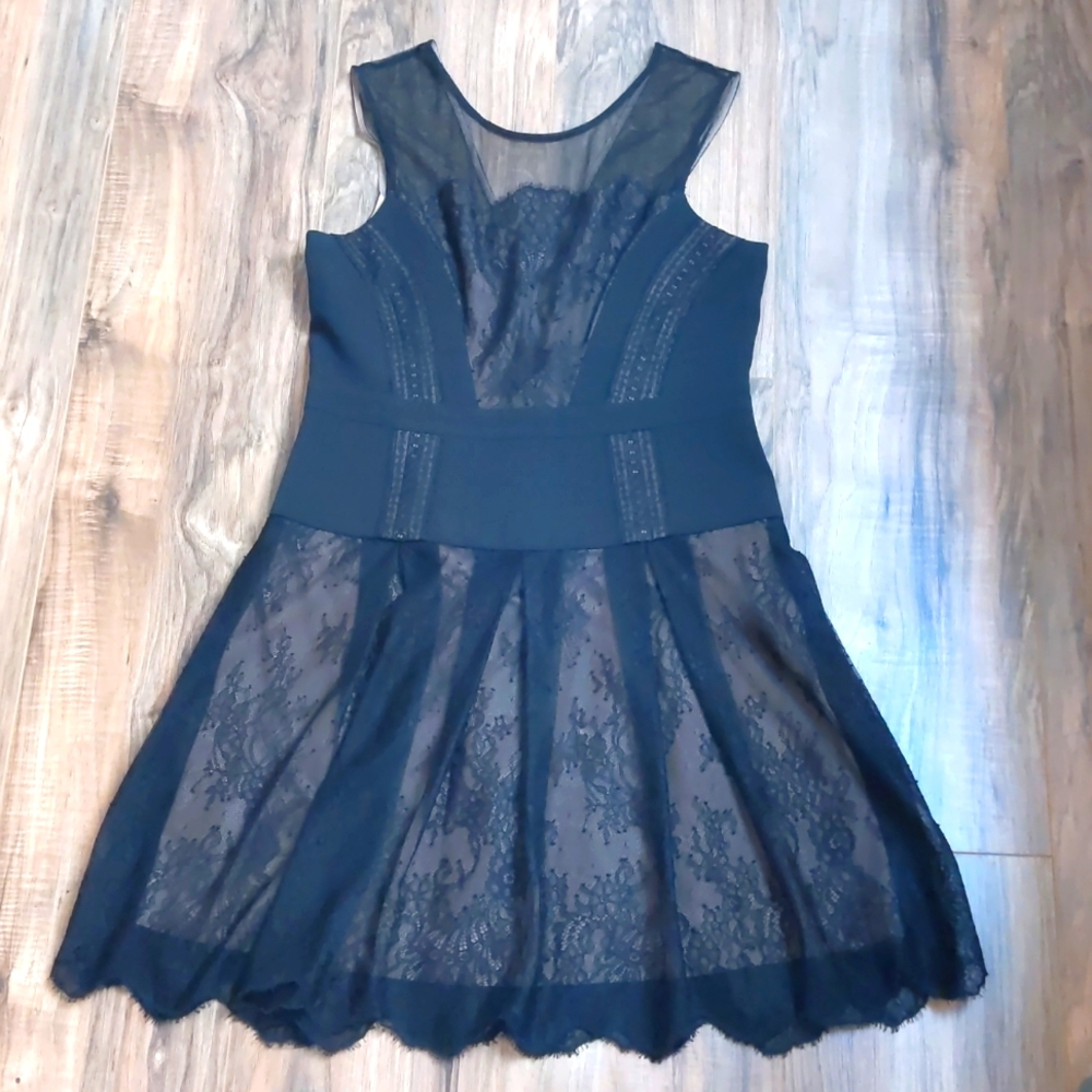 Bcbg max Azria size 6 black